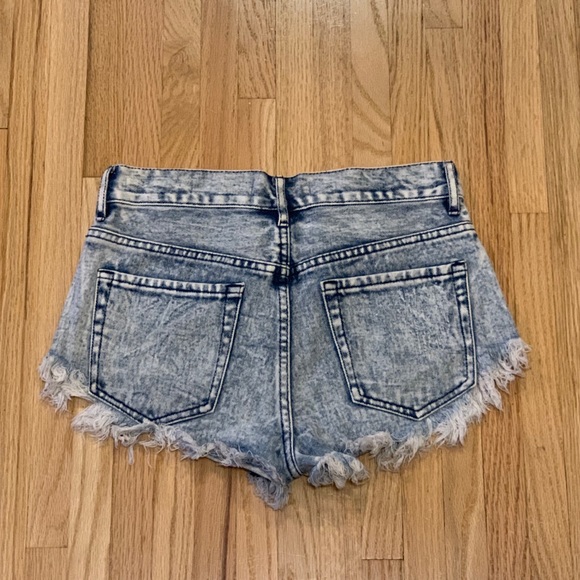 SOLD. Bullhead High Rise Short - Picture 3 of 5